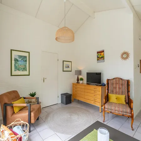 Near With Pool פטן