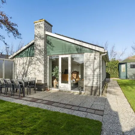 Near With Pool Casa de Férias Petten